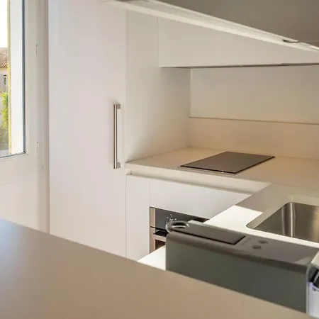 Bright Near The Port Daire